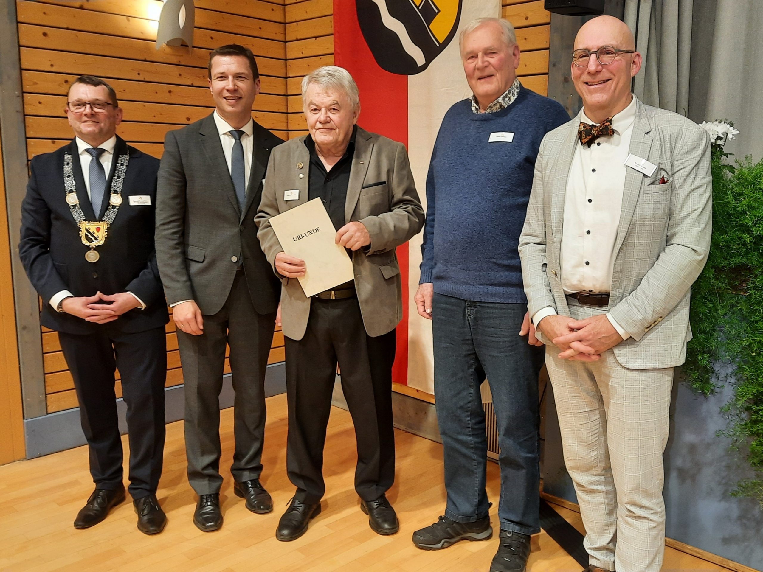 Ehrung mit der Ehrennadel in Silber